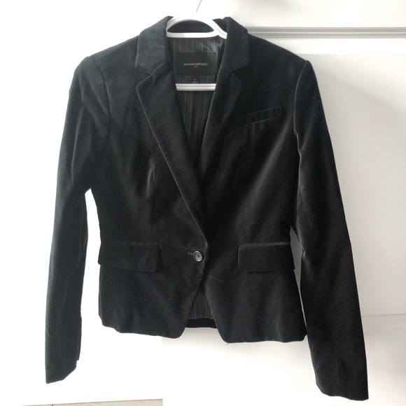 Banana Republic Velvet Blazer - Picture 2 of 5